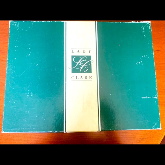 4 Shiny Hard Placemats With colorful Kids’ Paint Print front cover easy to clean - Picture 8 of 11